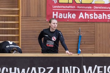 Bild 49 - VR Bank Cup Horst